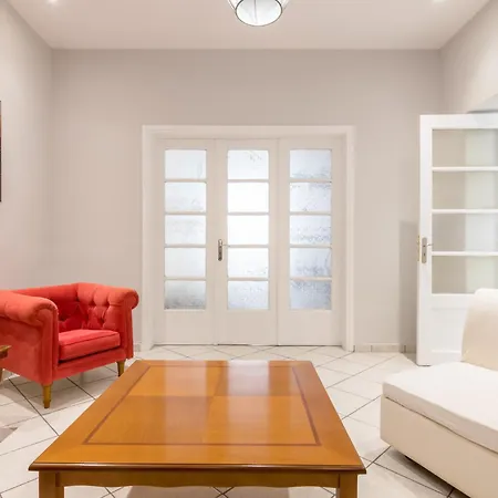 Amazing 2 Bedroom House Atena