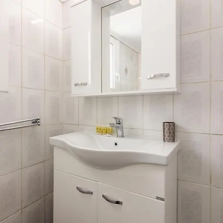 Amazing 2 Bedroom House