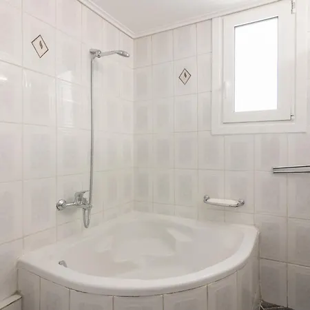 Amazing 2 Bedroom House Athens