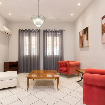 Apartament Amazing 2 Bedroom House Atena
